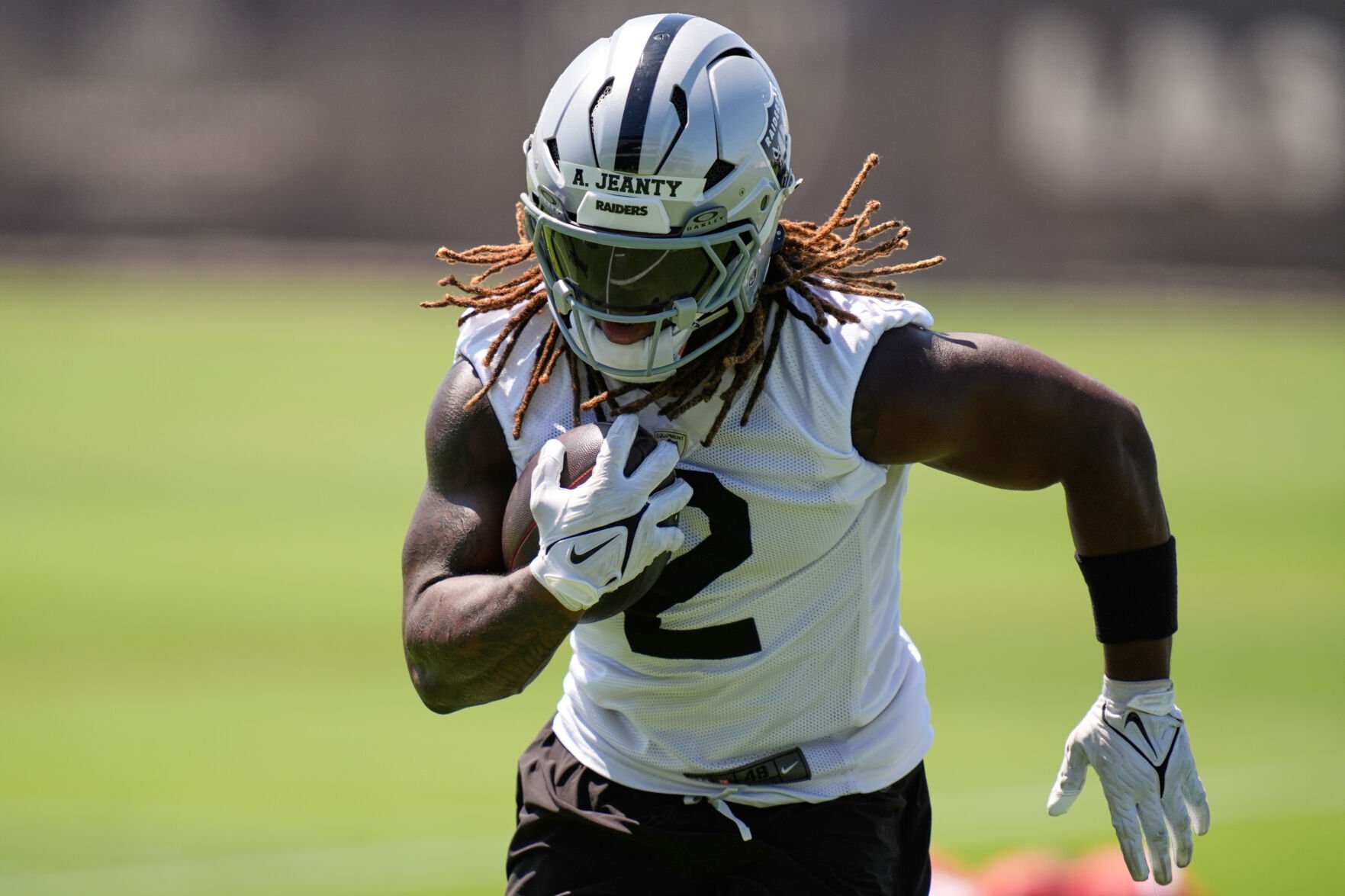 NFL Rookies To Watch Football